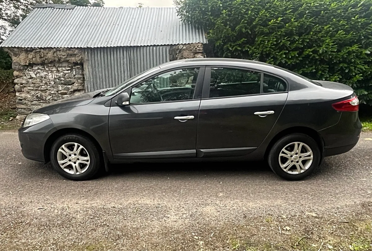 Renault Fluence 1.5 DCI - Image 2