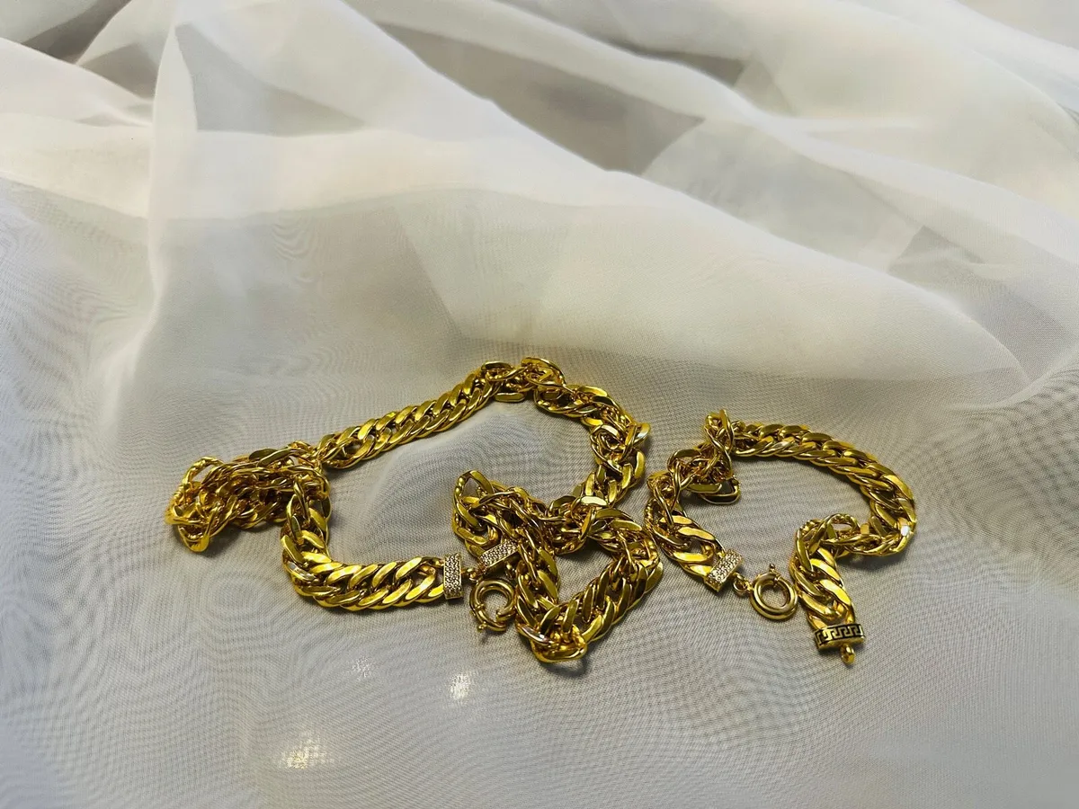 21 CT gold. chain necklace + chain bracelet - Image 1