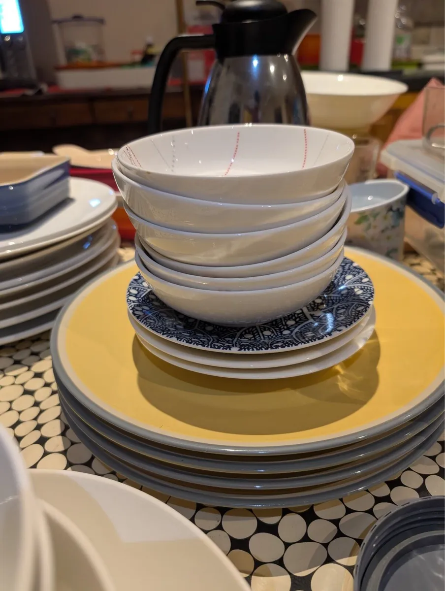 Crockery - Image 2
