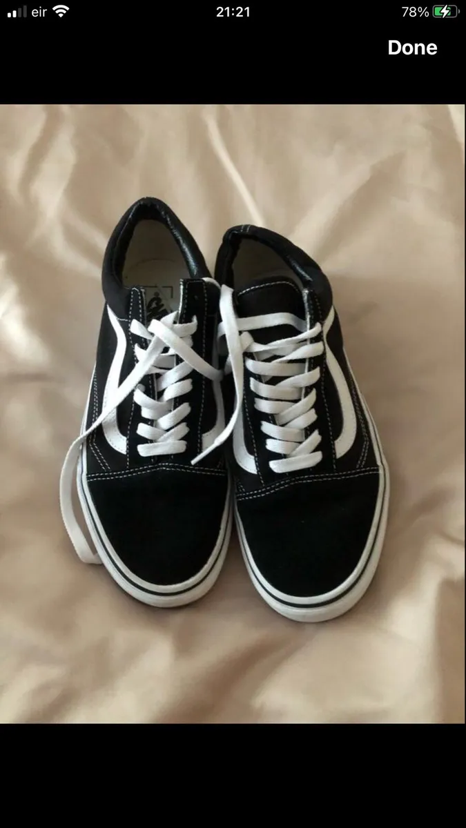 Mens new trainers size 8 €30 - Image 1