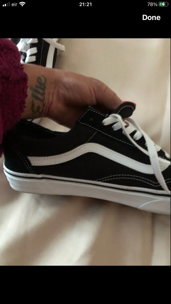 Mens new trainers size 8 €30 - Image 3