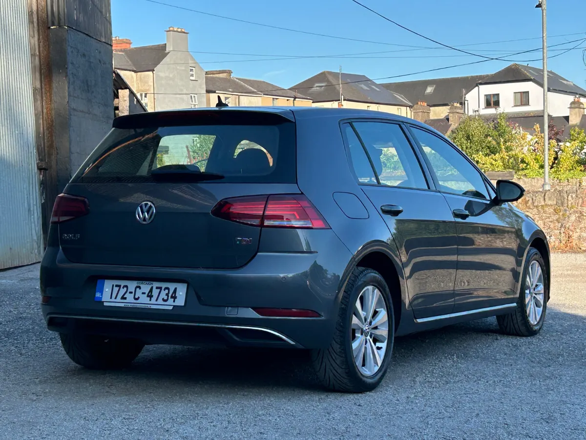 Volkswagen Golf 2017 comfortline - Image 4