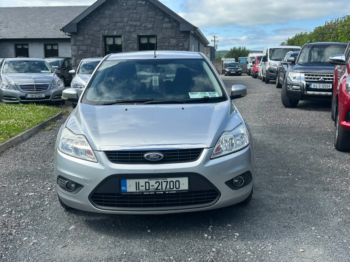 Ford Focus 2011 - Image 2