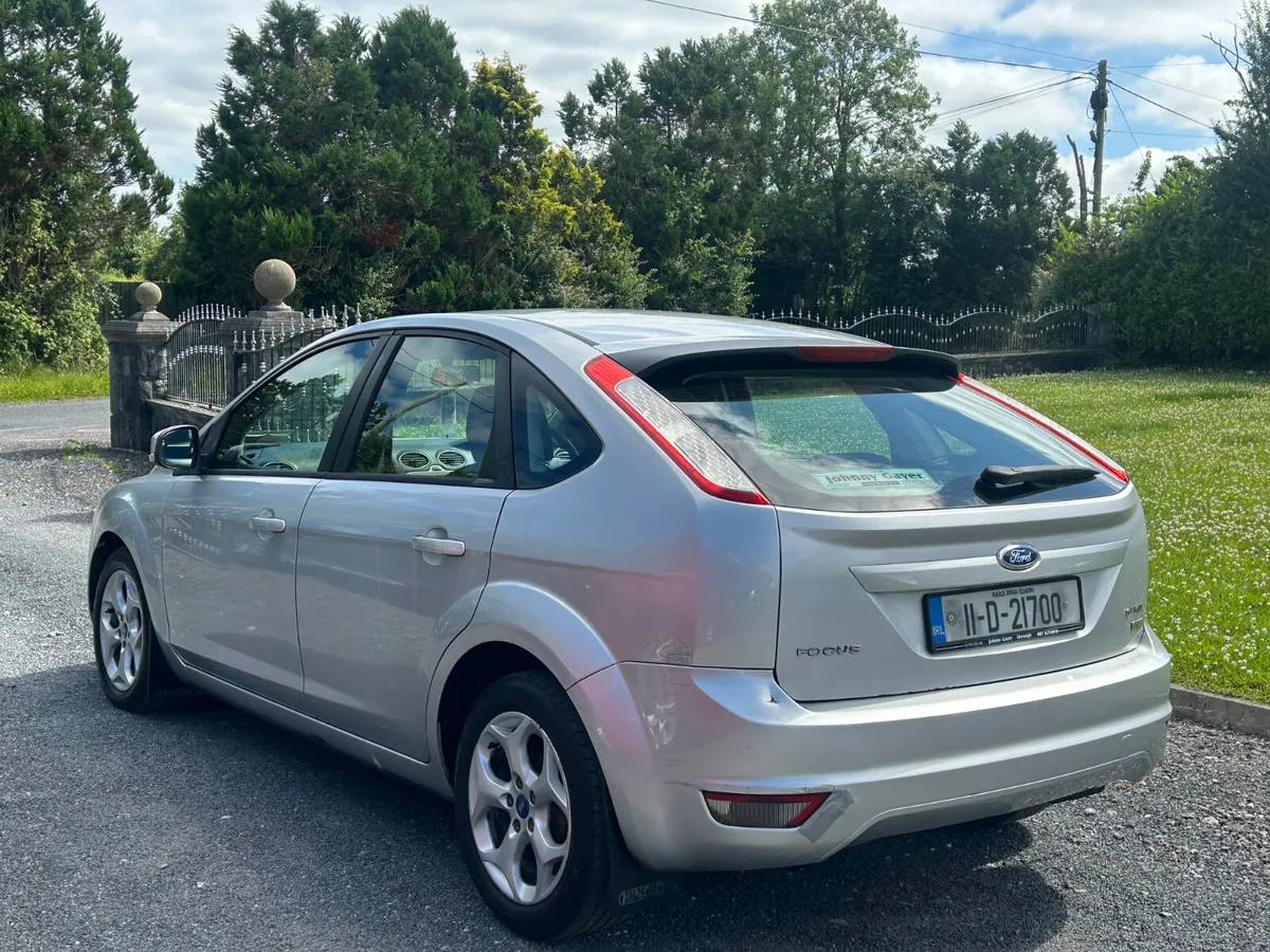Ford Focus 2011 - Image 4