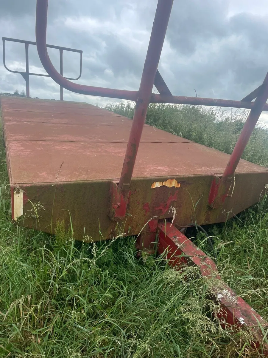 22ft tandem axle bale trailer - Image 3
