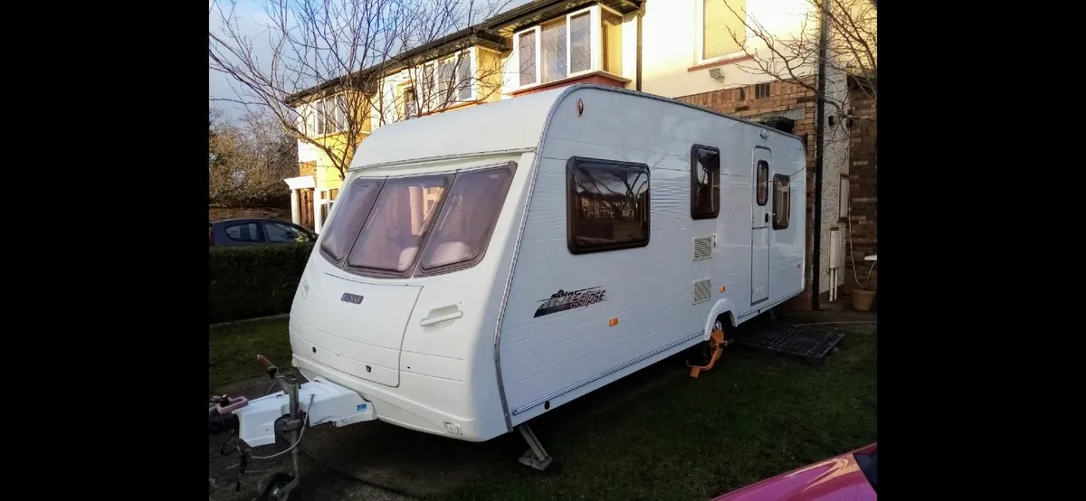 Touring caravan. - Image 1