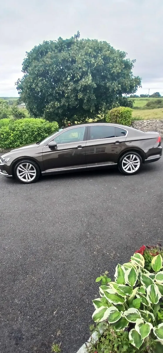 VW Passat - Image 3
