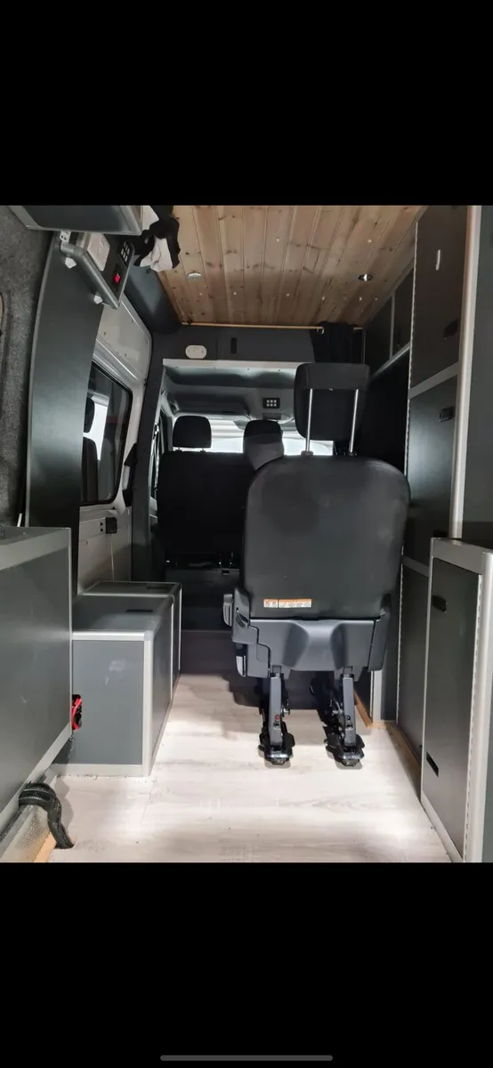 2010 mercedes sprinter camper - Image 4
