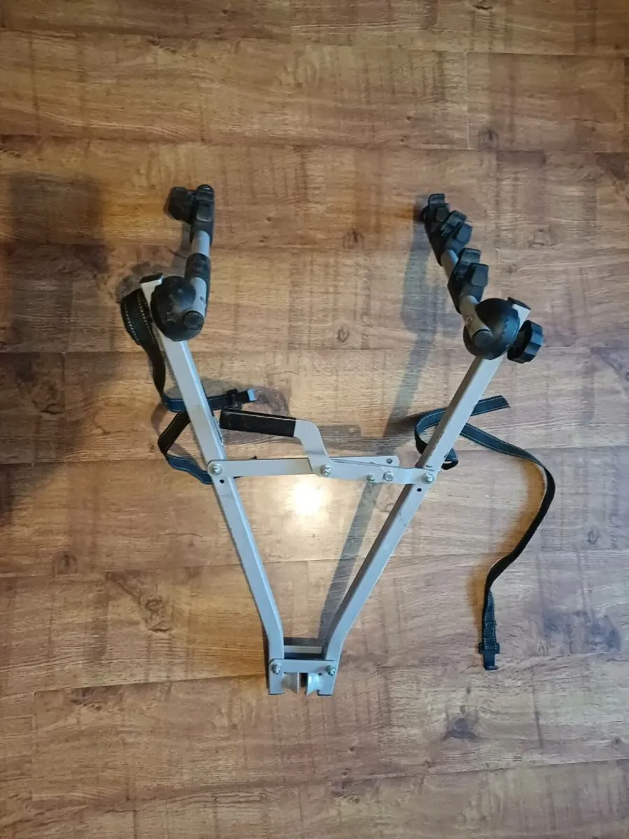 Tow Bar Bike Rack - Image 1