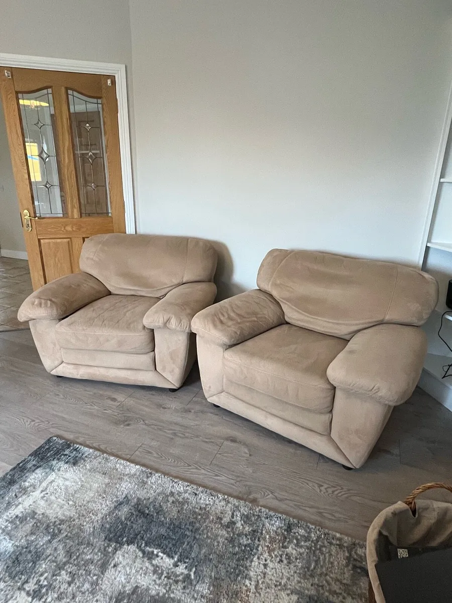 Armchairs - Image 4