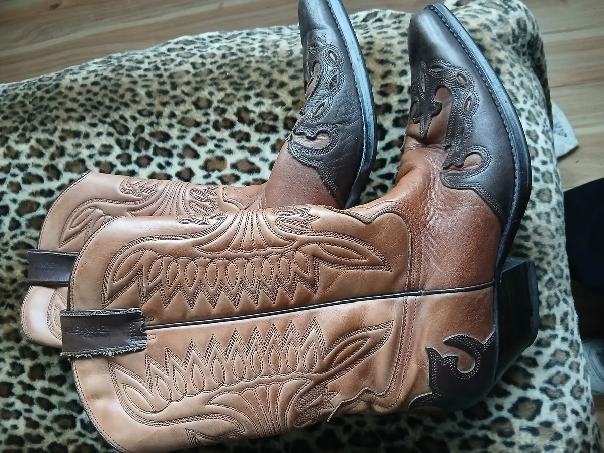 Mens boots