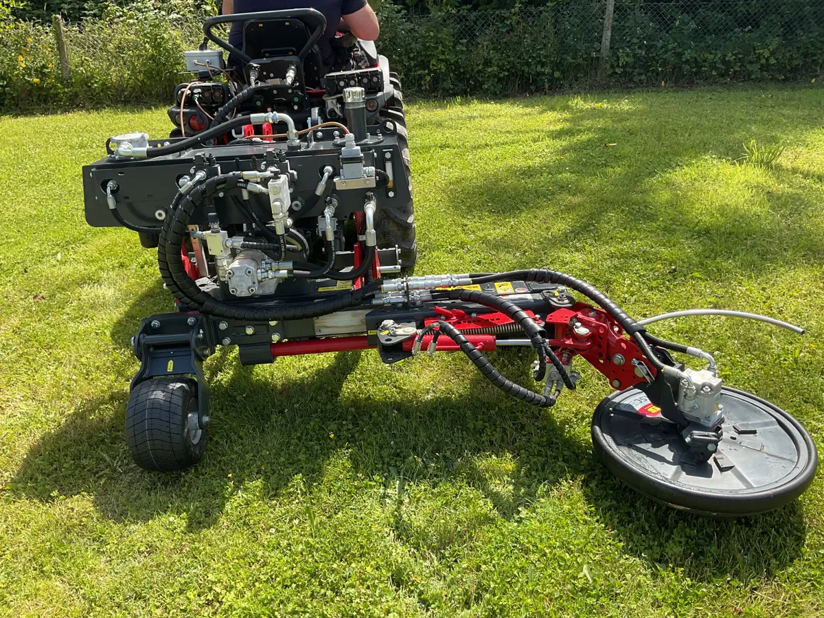 Seppi PortX barrier mower - Image 3