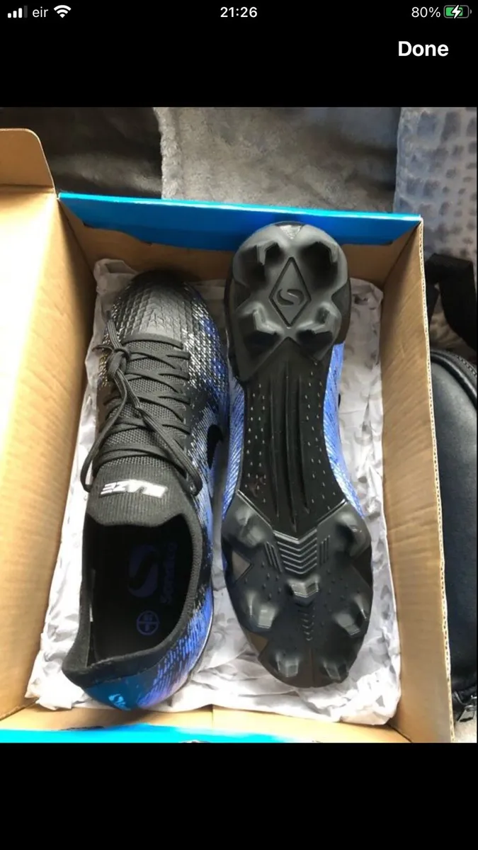 Mens football boots size 6 €25 - Image 2