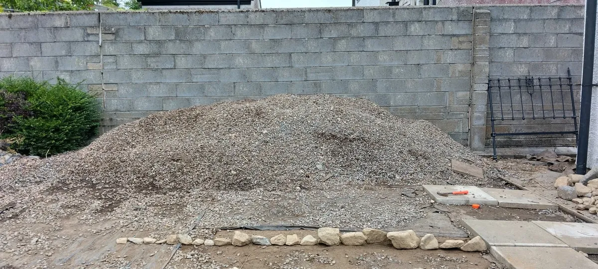 Free Gravel - Image 3