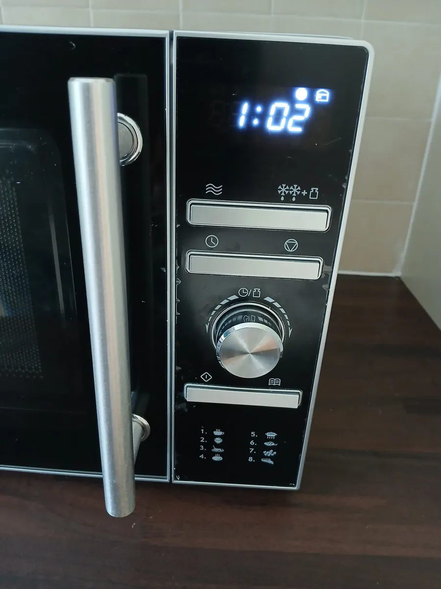 Microwave - Image 2
