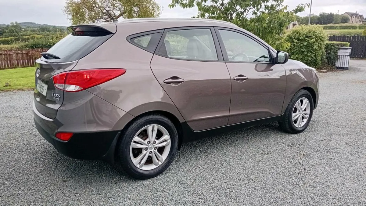 Hyundai Ix35 4wd - Image 3