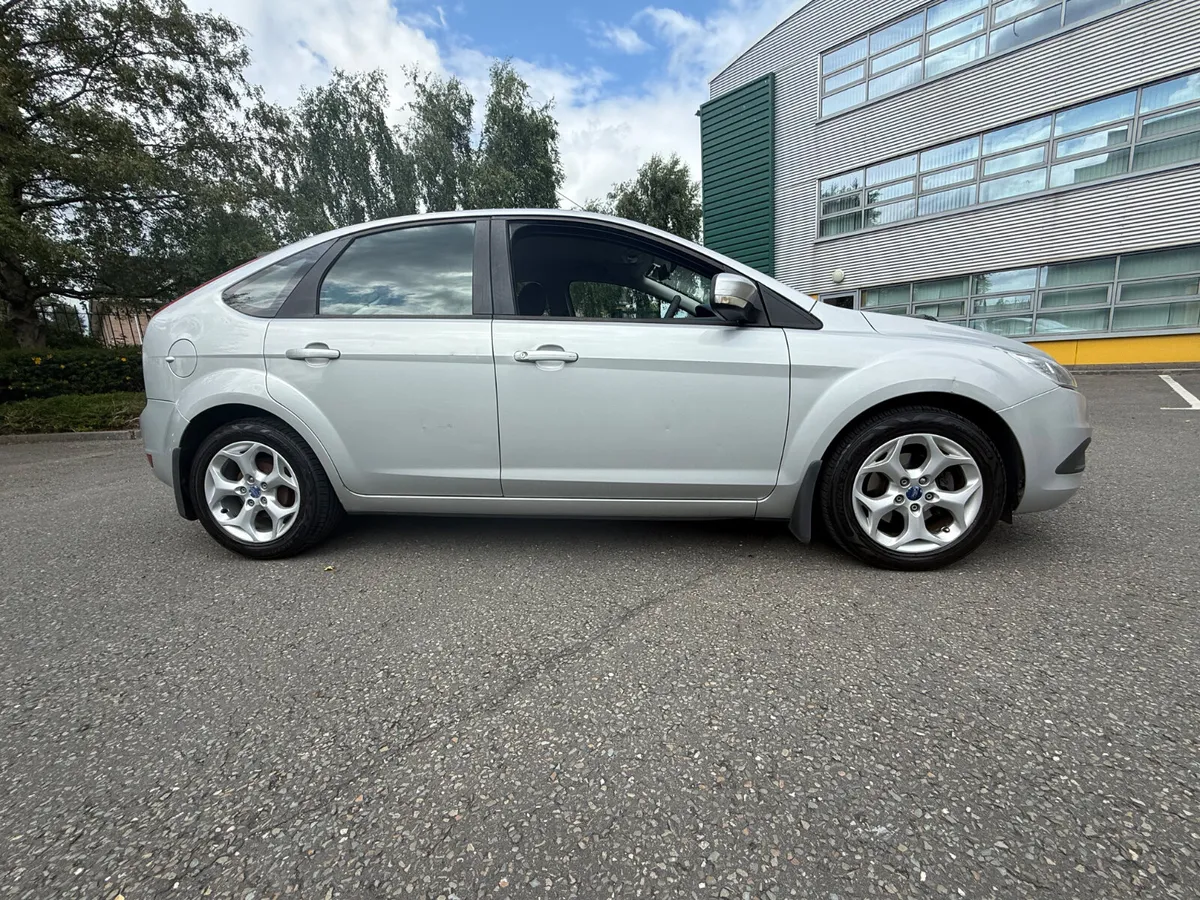 Ford Focus 1.6 TDCI  Style - Image 3
