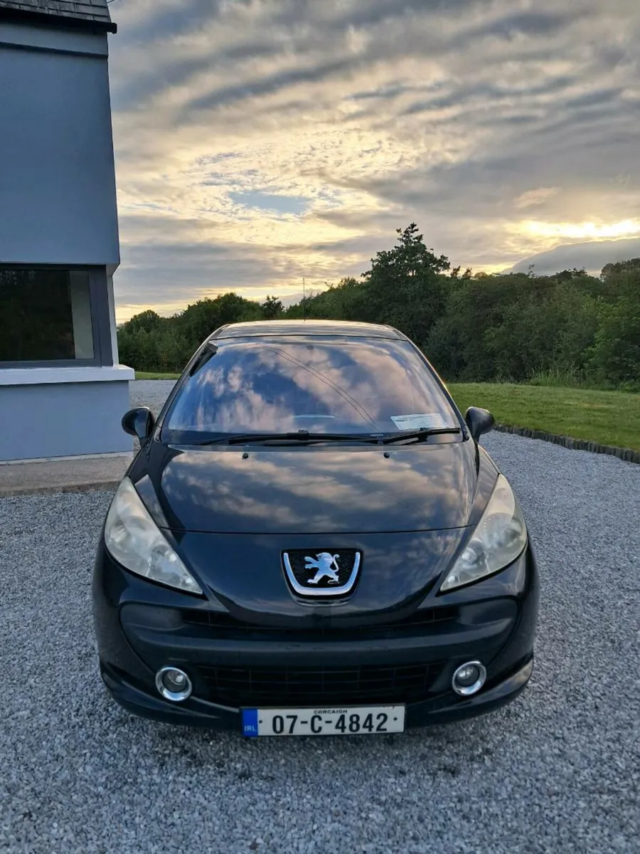 Peugeot 207 - Image 1
