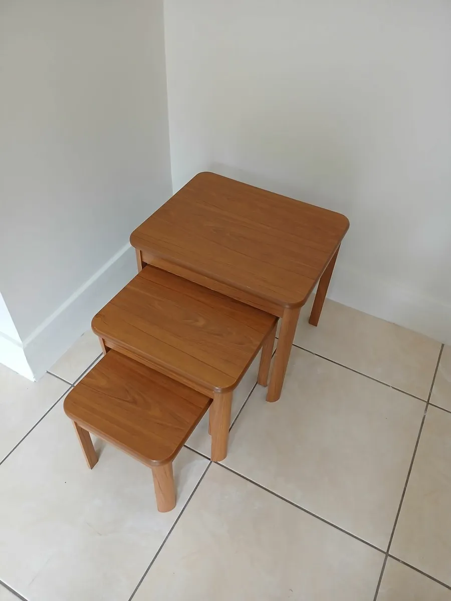 Nest of tables - Image 2