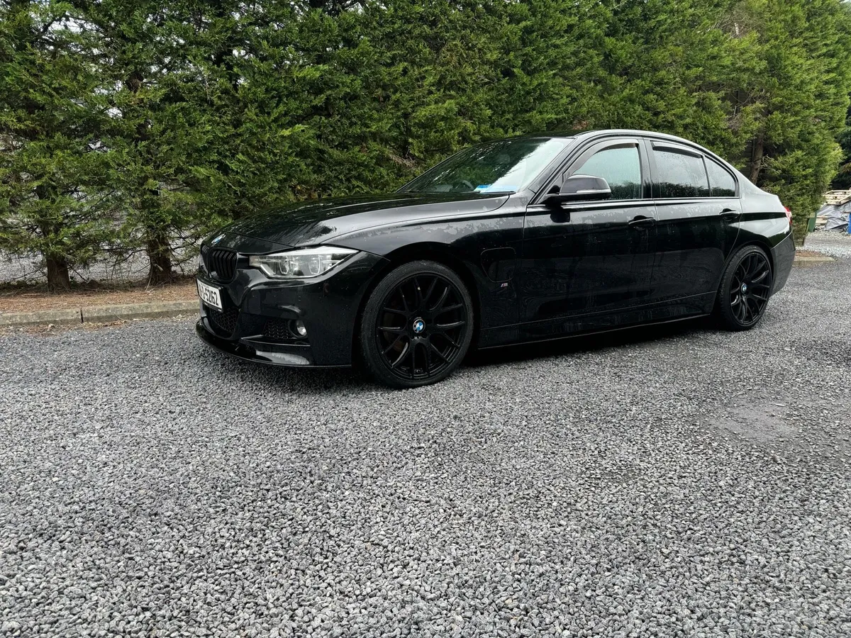 Bmw 3 series Hybrid plug-in - Image 3