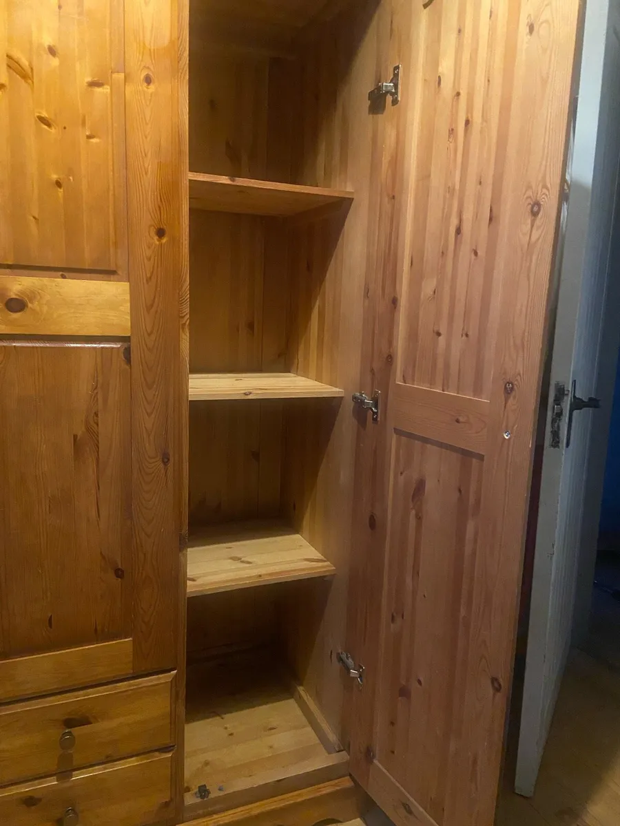 Wardrobe - Image 2