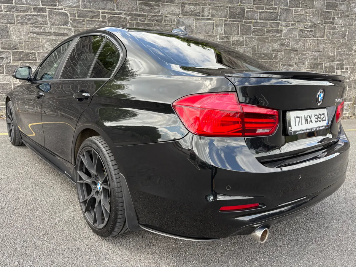 171 BMW 3 Series Performance - Image 2