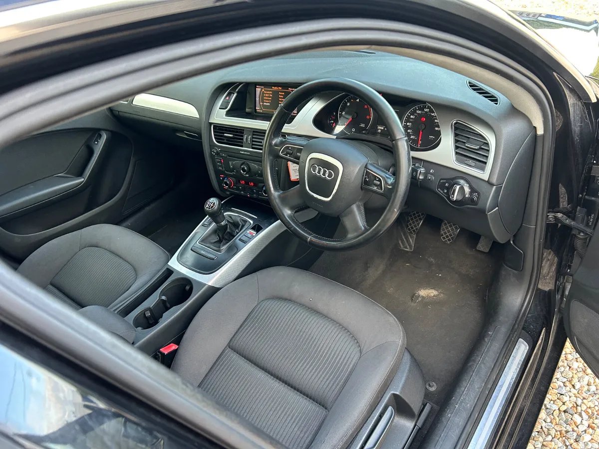 11 Audi A4 2.0TDI 143 - NEW NCT. - Image 4