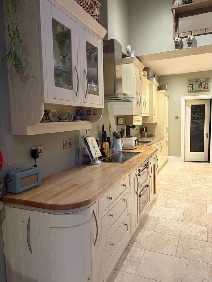 Kitchen for Sale - Image 1