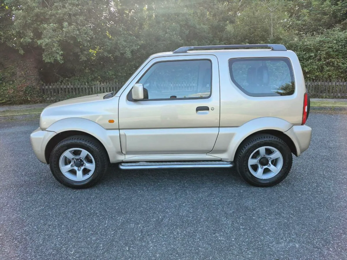 SUZUKI JIMNY**4×4**LOW MILEAGE** - Image 3