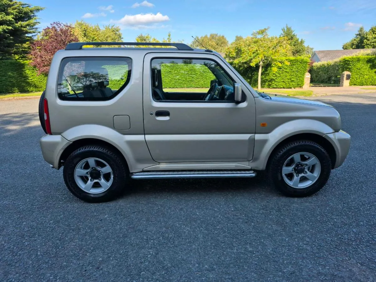 SUZUKI JIMNY**4×4**LOW MILEAGE** - Image 4