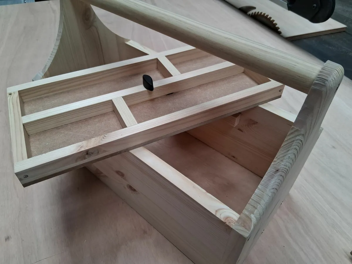 Tool box - Image 4