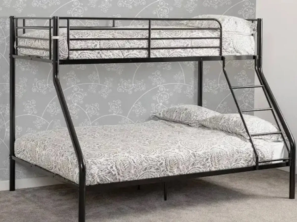 Black tripple bunk beds