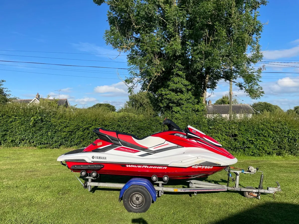 Jet Ski - Image 1