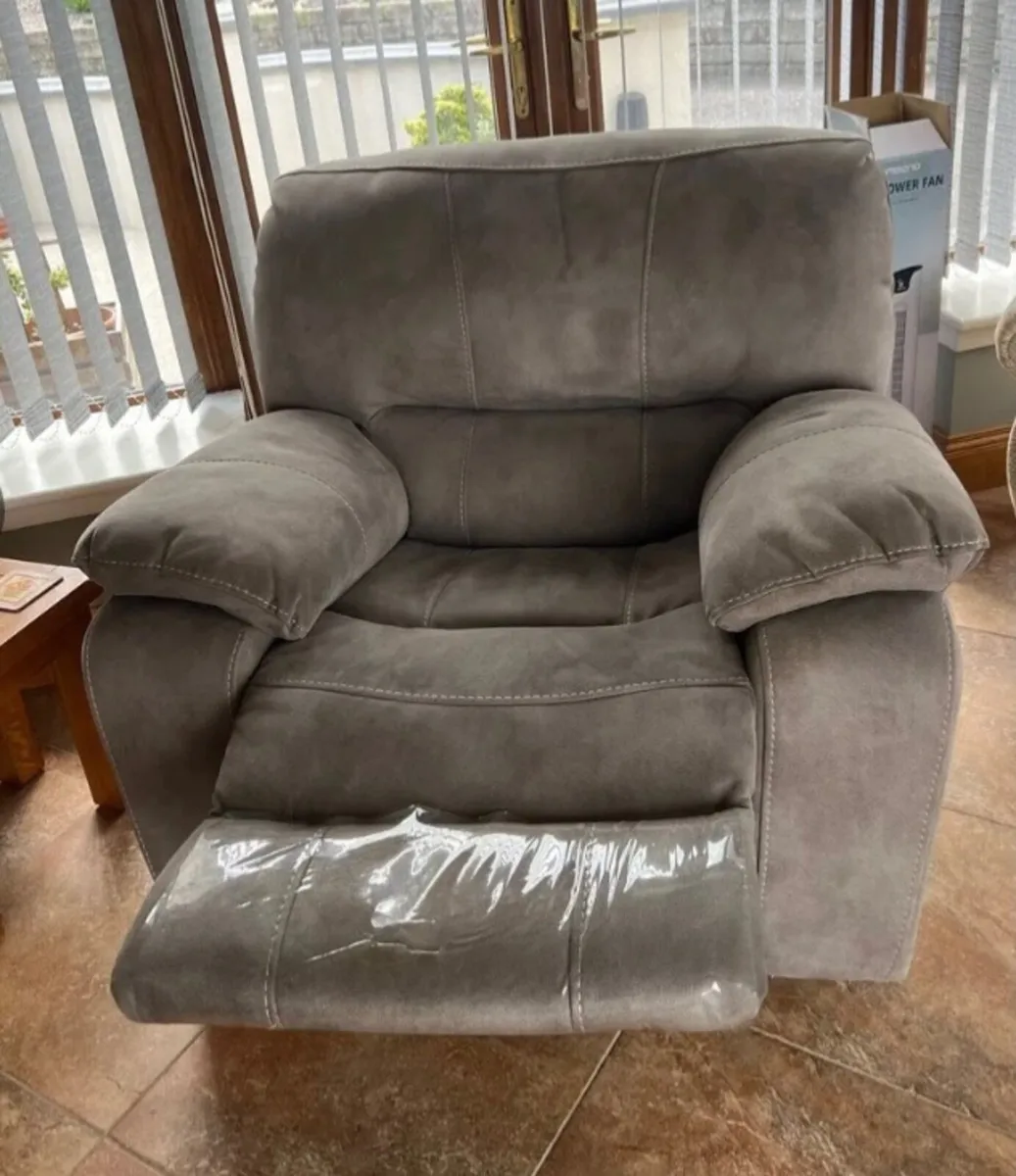Sofa/Couch and matching Armchair - Image 2