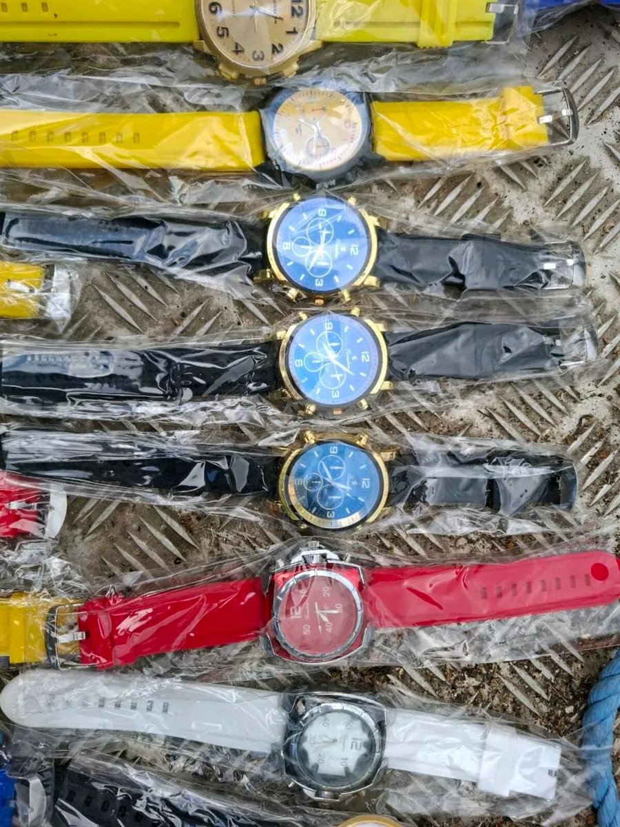 Bulk watches (200+pcs) - Image 3