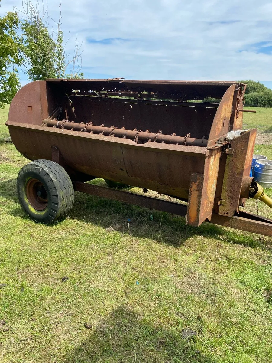 Dung spreader - Image 3