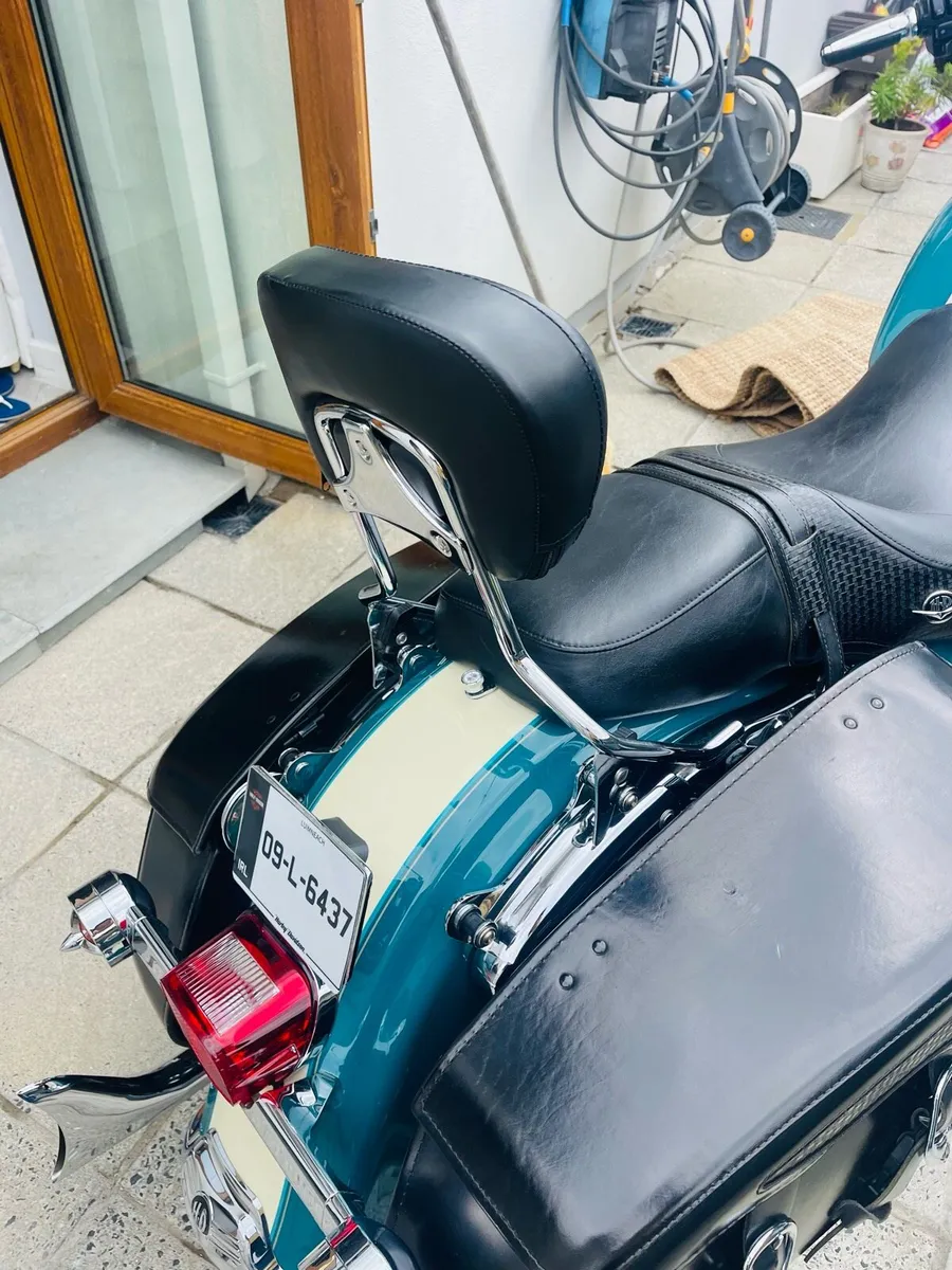 Harley Davidson road king classic - Image 3