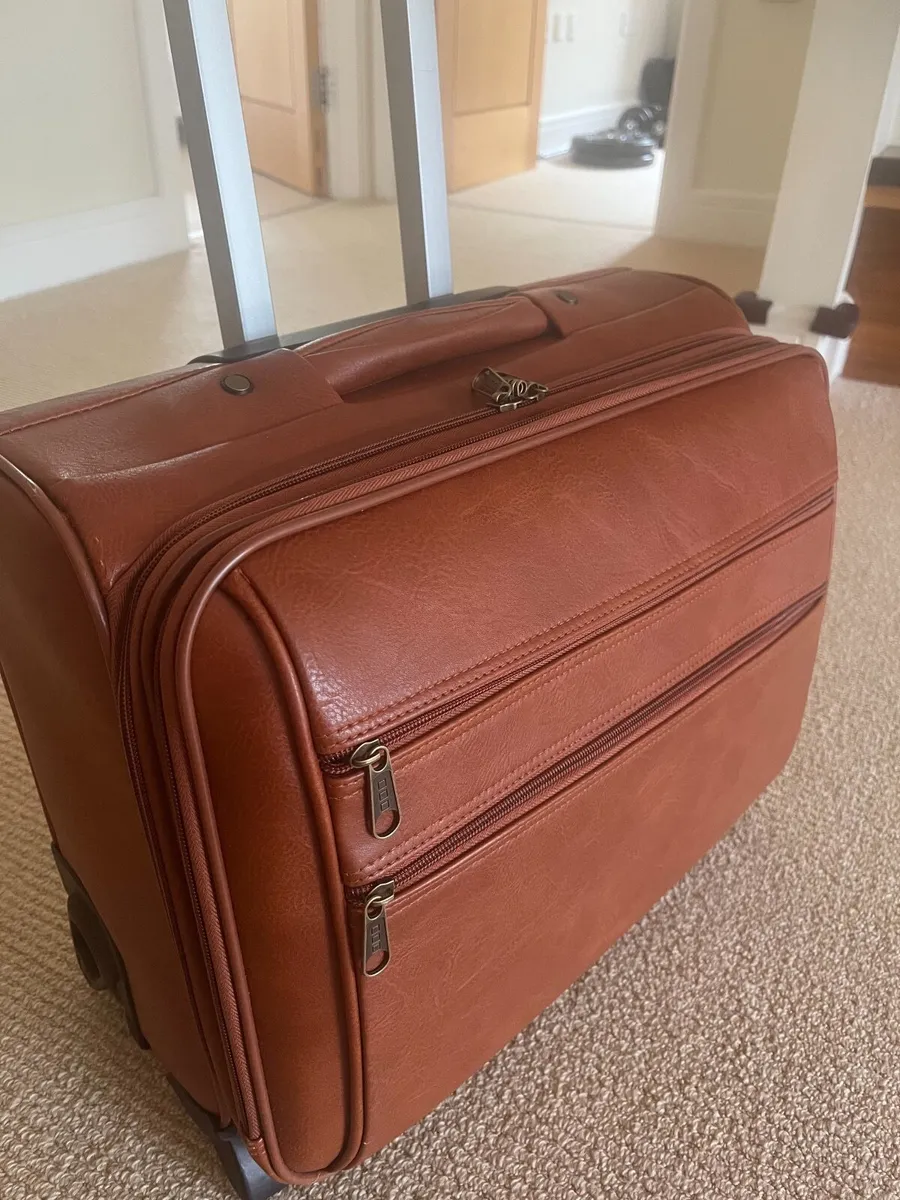 Small carry-on bag - Fits in locker - Image 1