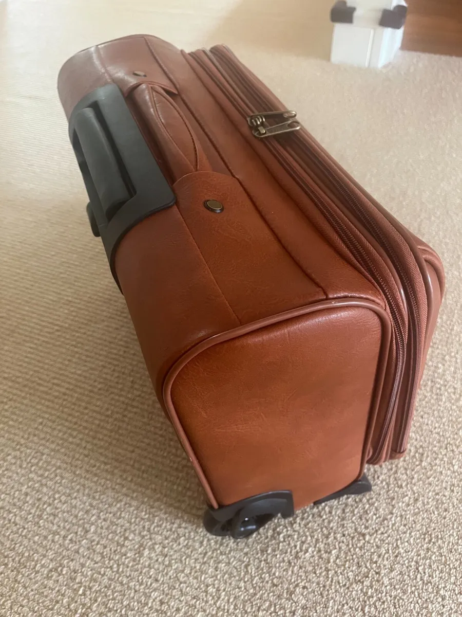 Small carry-on bag - Fits in locker - Image 3