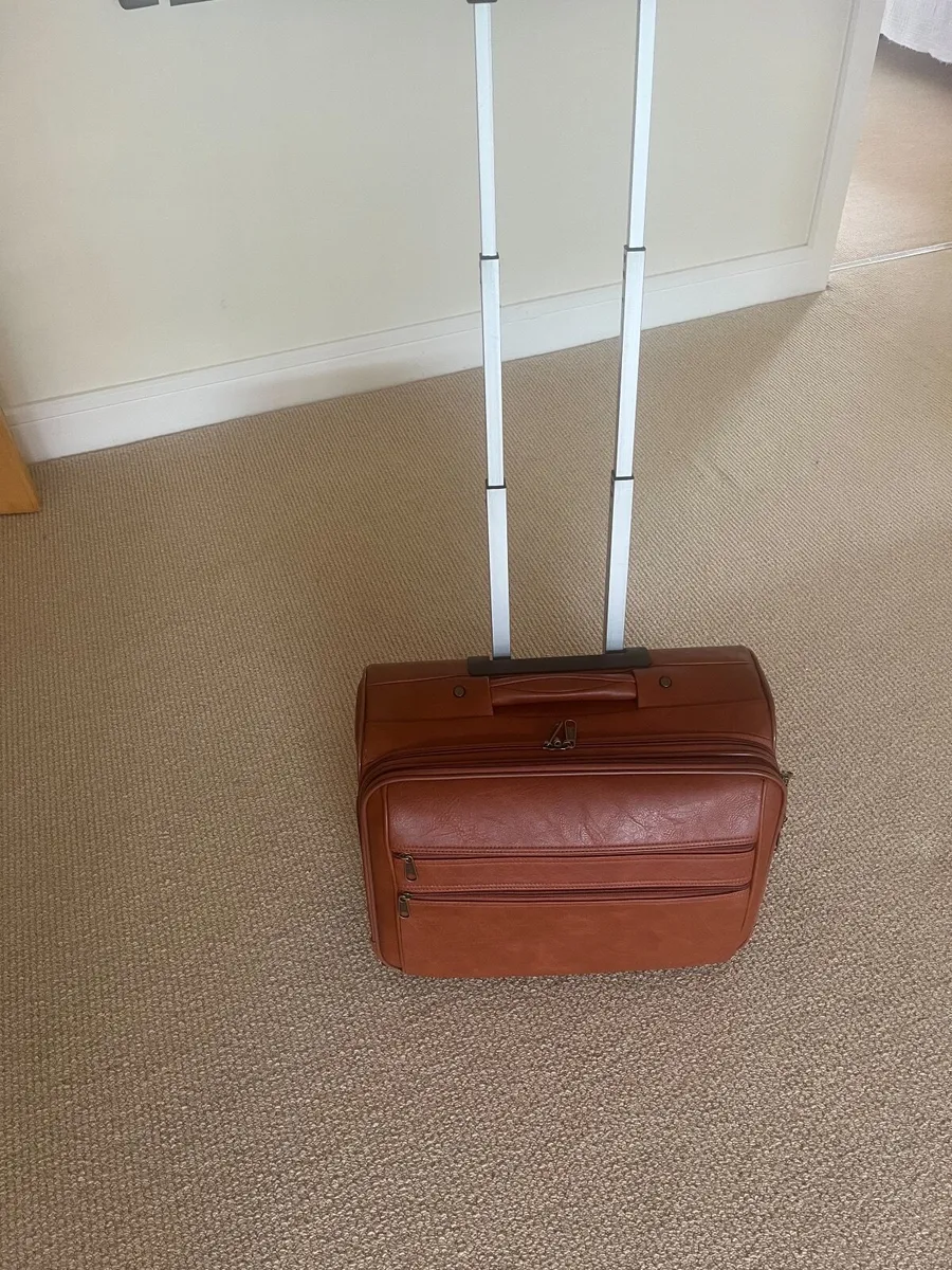 Small carry-on bag - Fits in locker - Image 4
