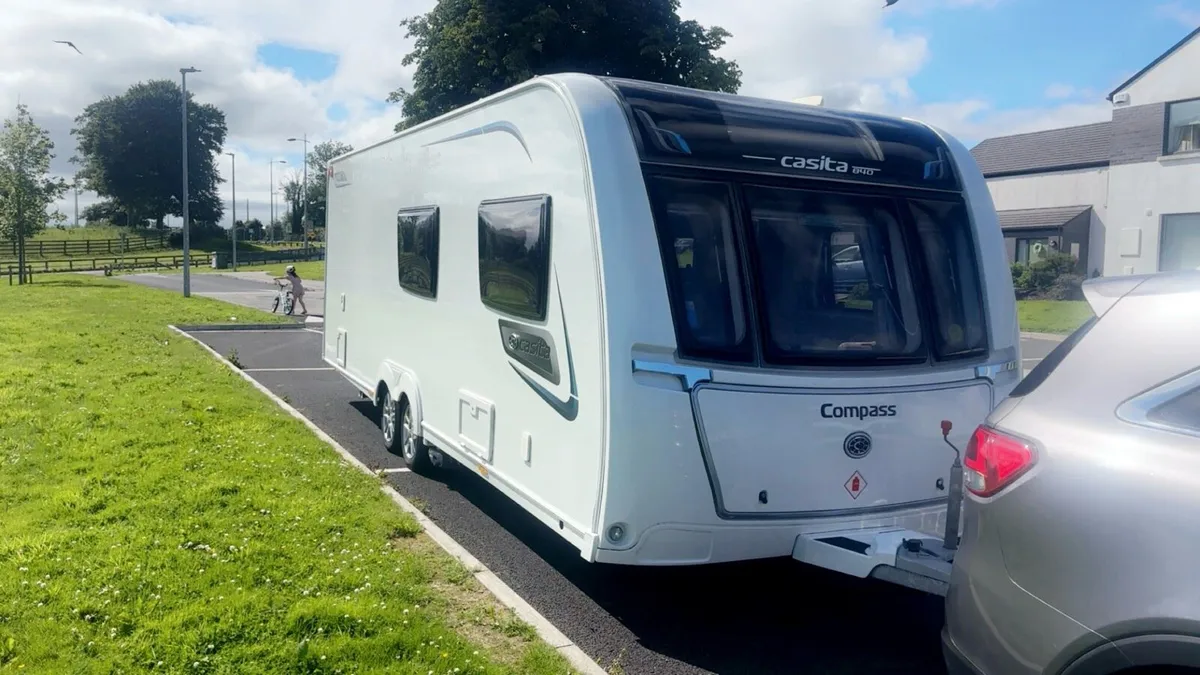 Caravan - Image 2