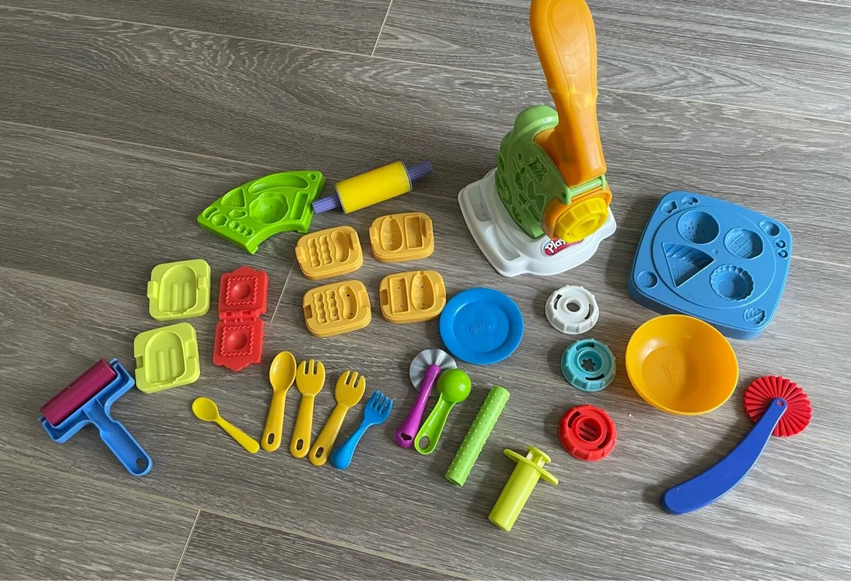 Play Doh Food Kitchen Playset - Image 3