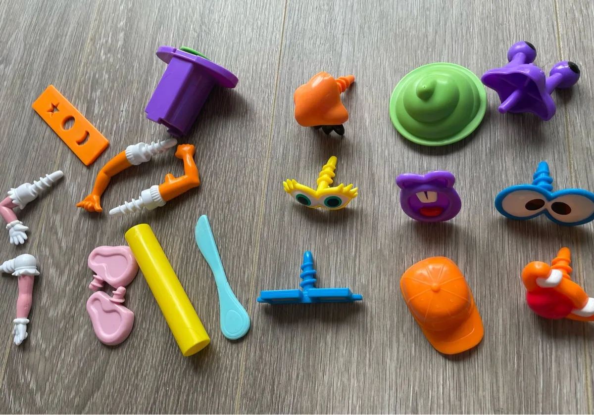 Play Doh Poo Creations! - Image 3