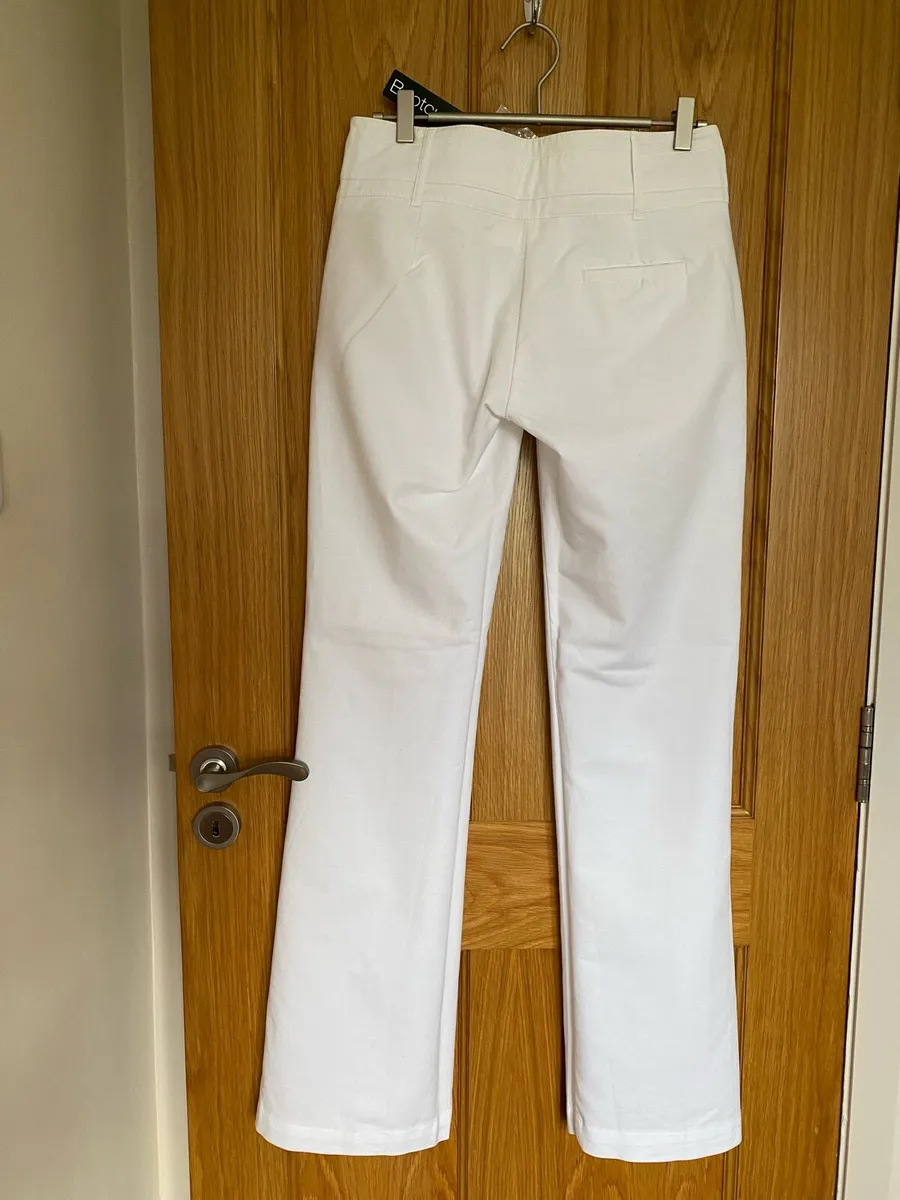SAVIDA Women’s White Cotton Elegant Trousers - Image 4