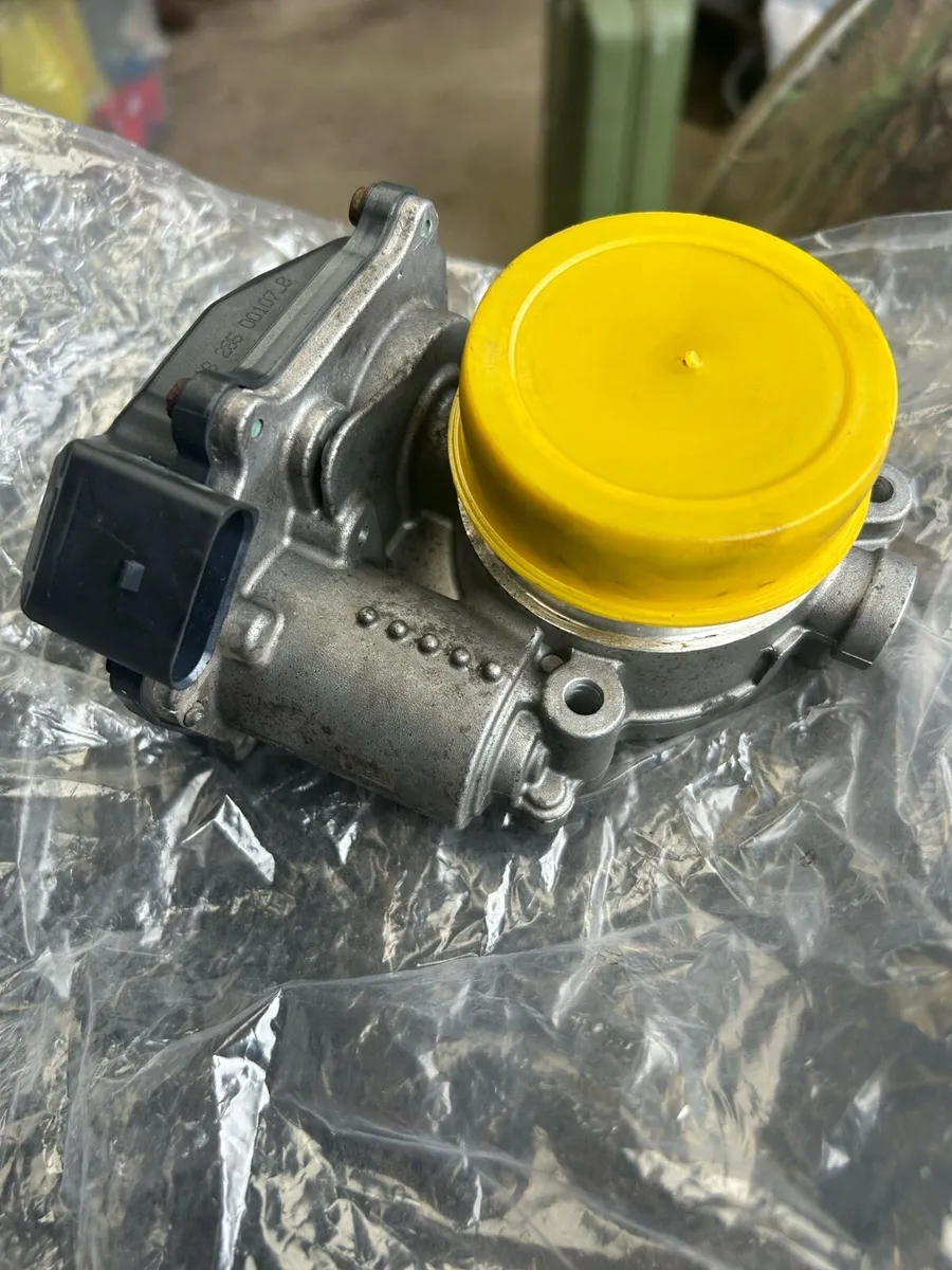 Volkswagen Amarok V6 2017-2020 model - Image 4