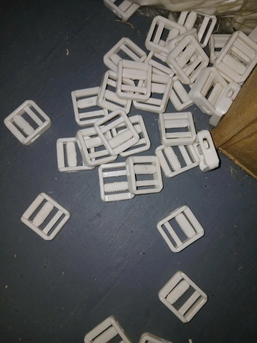 Large Quantity of Buckles for 18 mm webbing - Image 2
