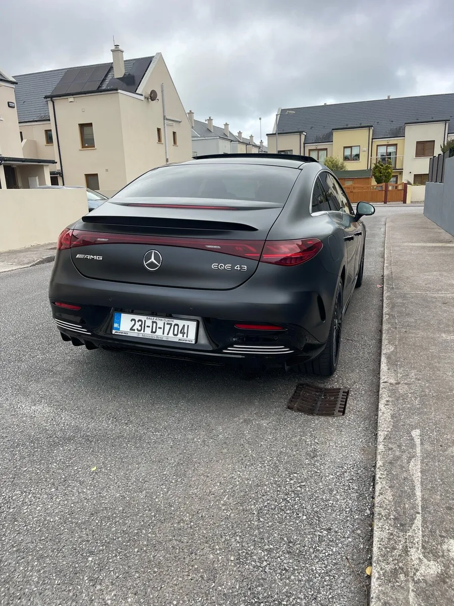 Mercedes amg 43 EQE 4matic - Image 3