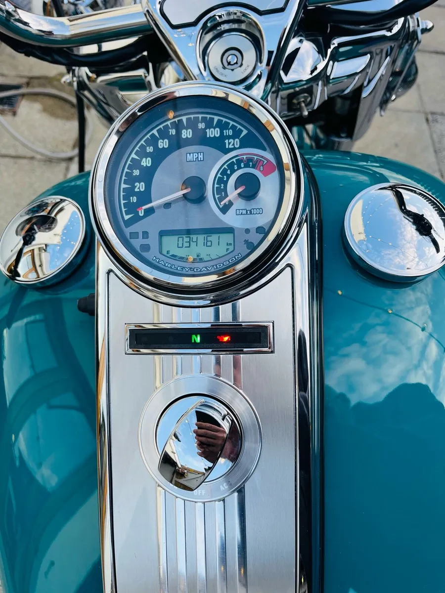 Harley Davidson road king classic - Image 1