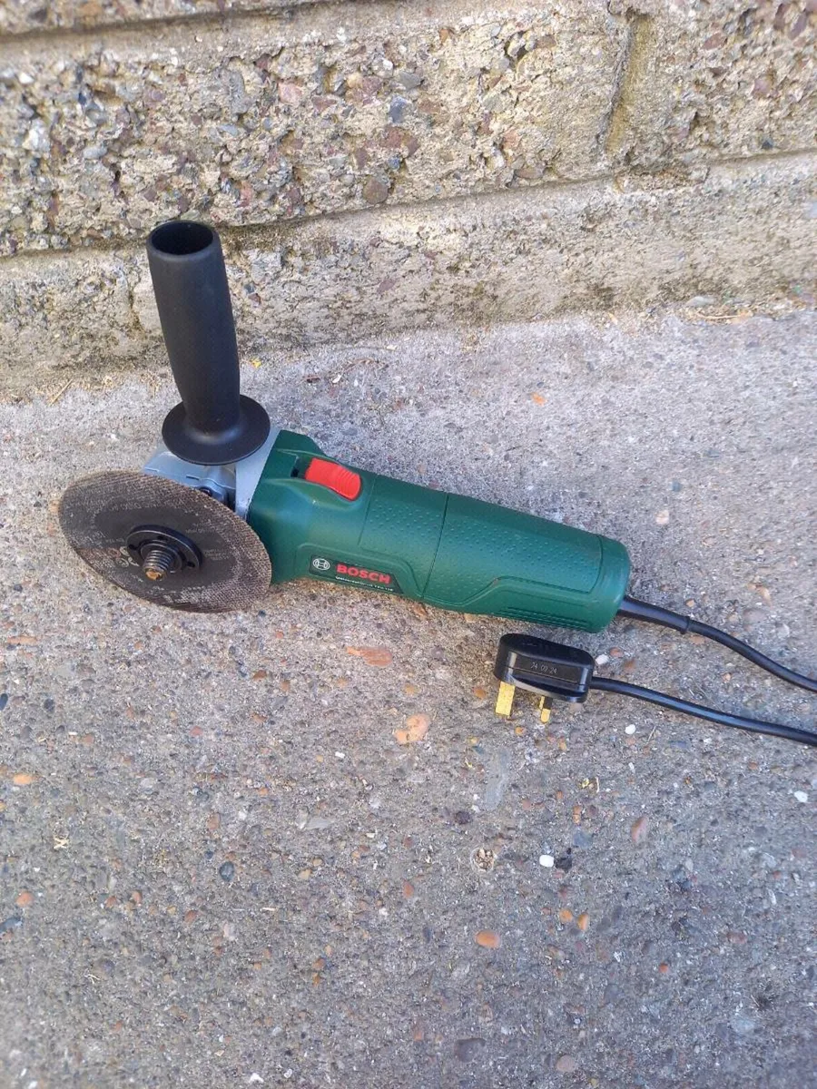 Bosch 4.5" Angle Grinder - Image 3