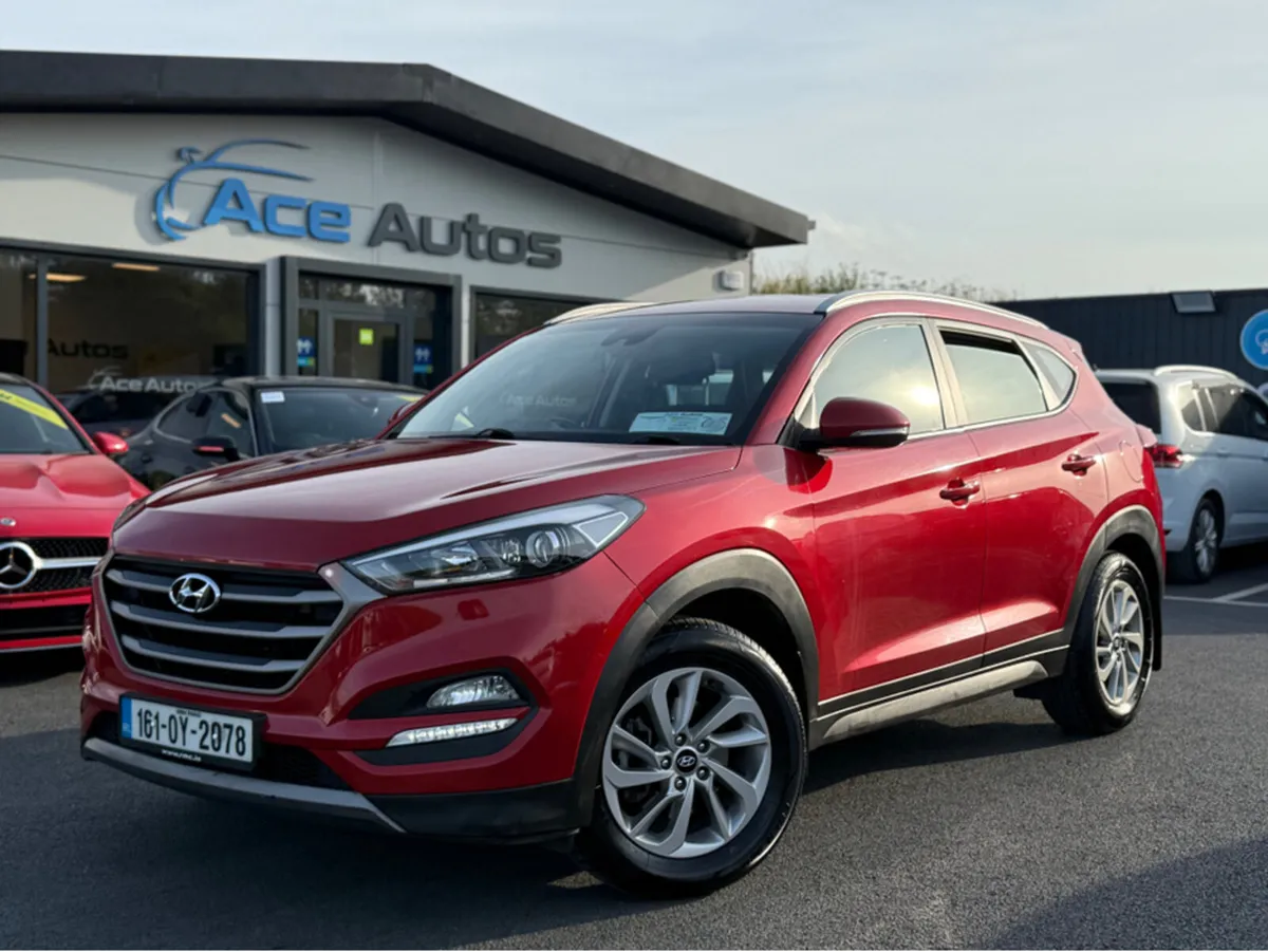 Hyundai Tucson SE NAV - 1.7 DIESEL - MANUAL - 12M - Image 2